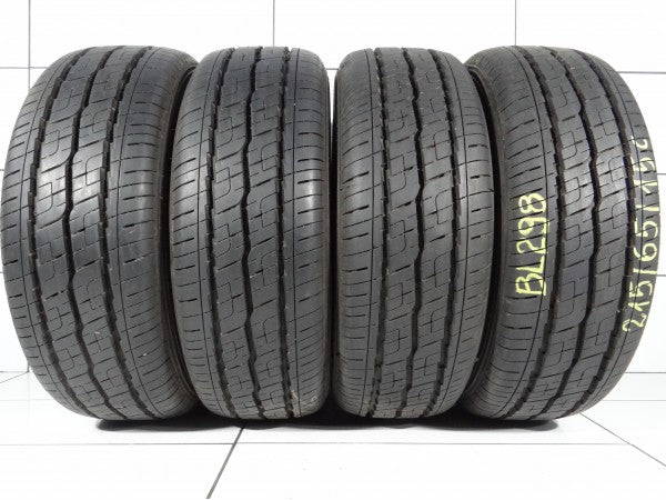 Avon AV-12 215/65R15C 104/102 T