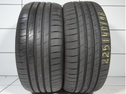 2x Goodyear EfficientGrip Performance 225 40 R18 92 W  [2021] DEMO