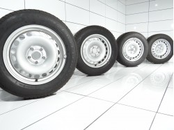 4x Koła 215 65 R16 98 H VOLKSWAGEN OE 5x112 33 Srebrny