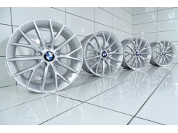 4x Felgi 17' BMW OE 5x120 40 72,6 Srebrny