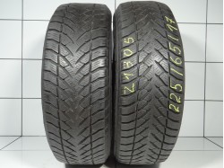 2x Goodyear ULTRA  GRIP WRANGLER 225 65 R17 102 H  [2012] 75%